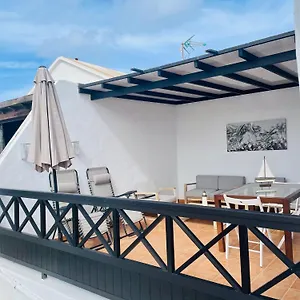  Apartamento Con Amplia Terraza En La Playa